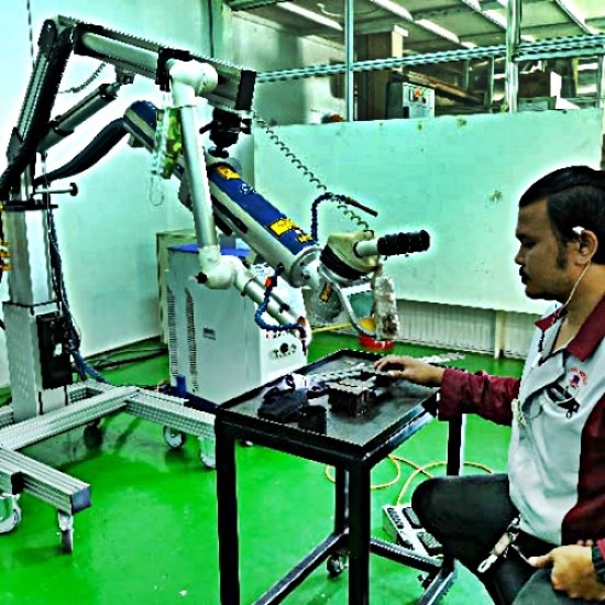 รับเชื่อมเลเซอร์ ชลบุรี - รับออกแบบแม่พิมพ์ รับเชื่อมเลเซอร์ รับซ่อมแม่พิมพ์ 